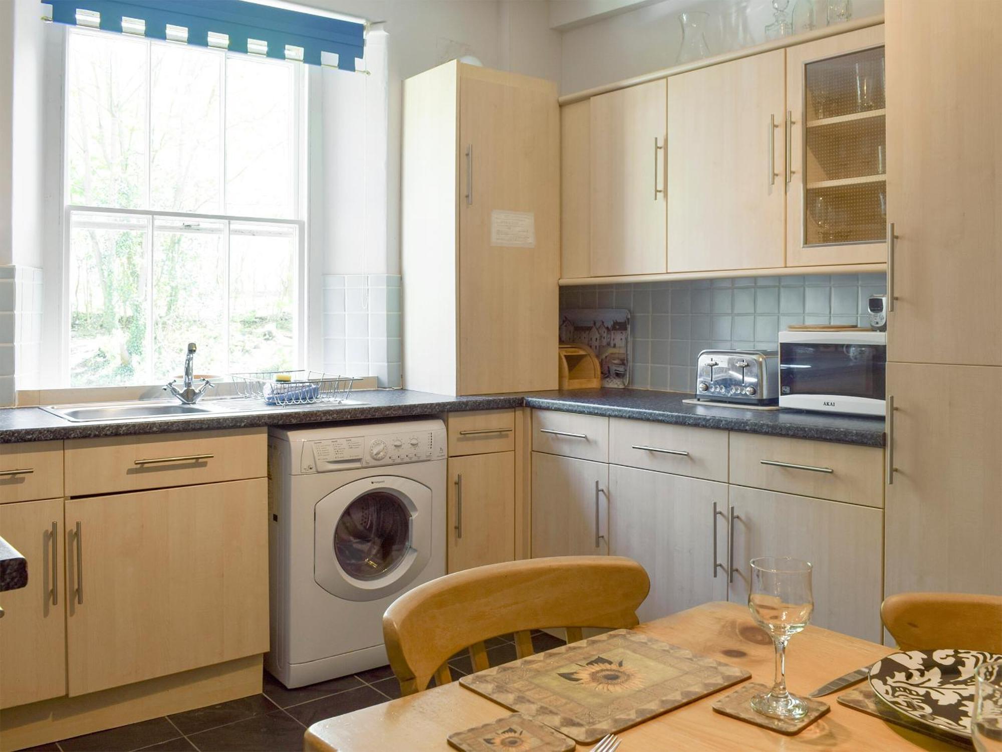 Lake View Apartment Bowness-on-Windermere Dış mekan fotoğraf