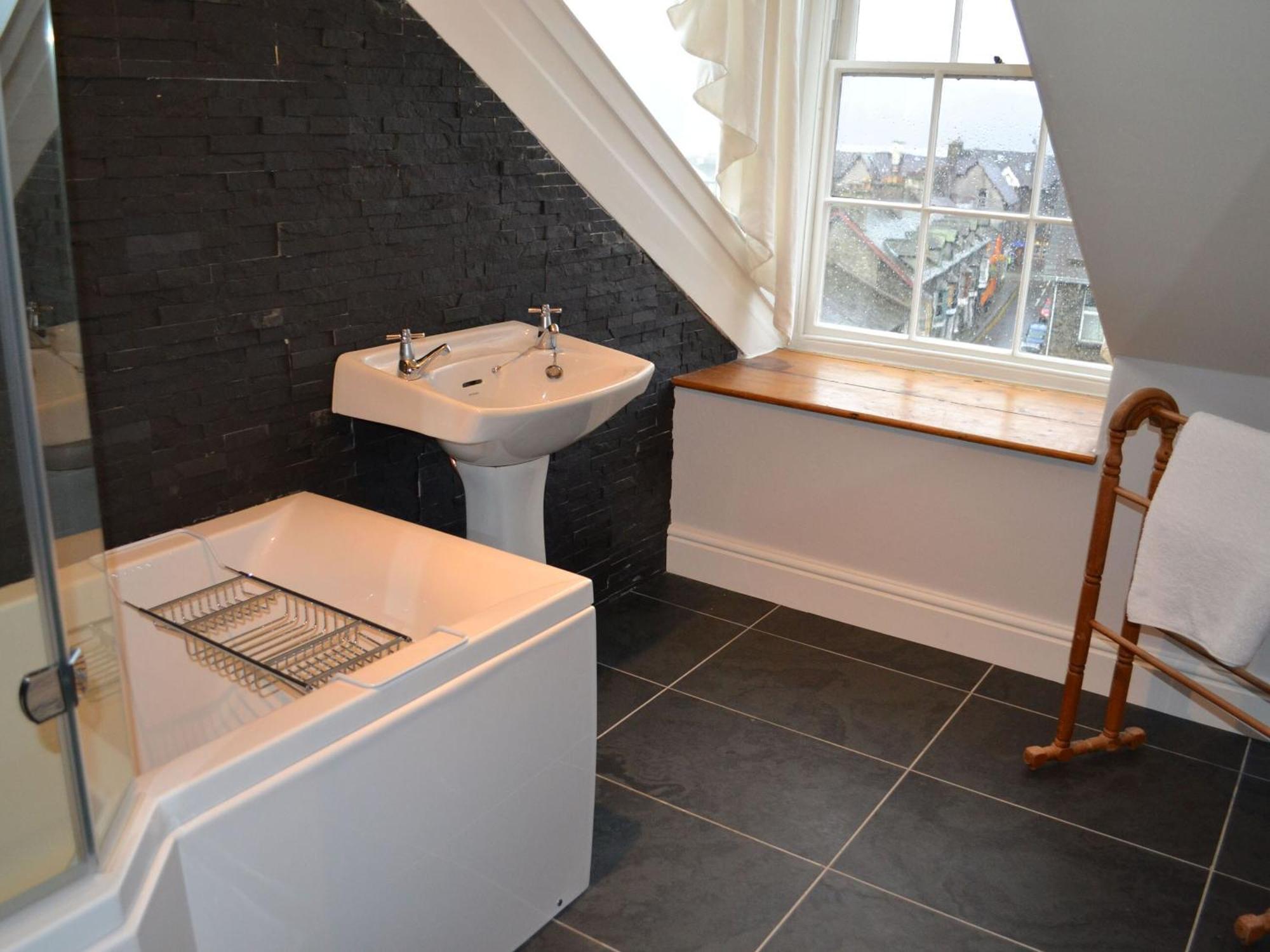 Lake View Apartment Bowness-on-Windermere Dış mekan fotoğraf
